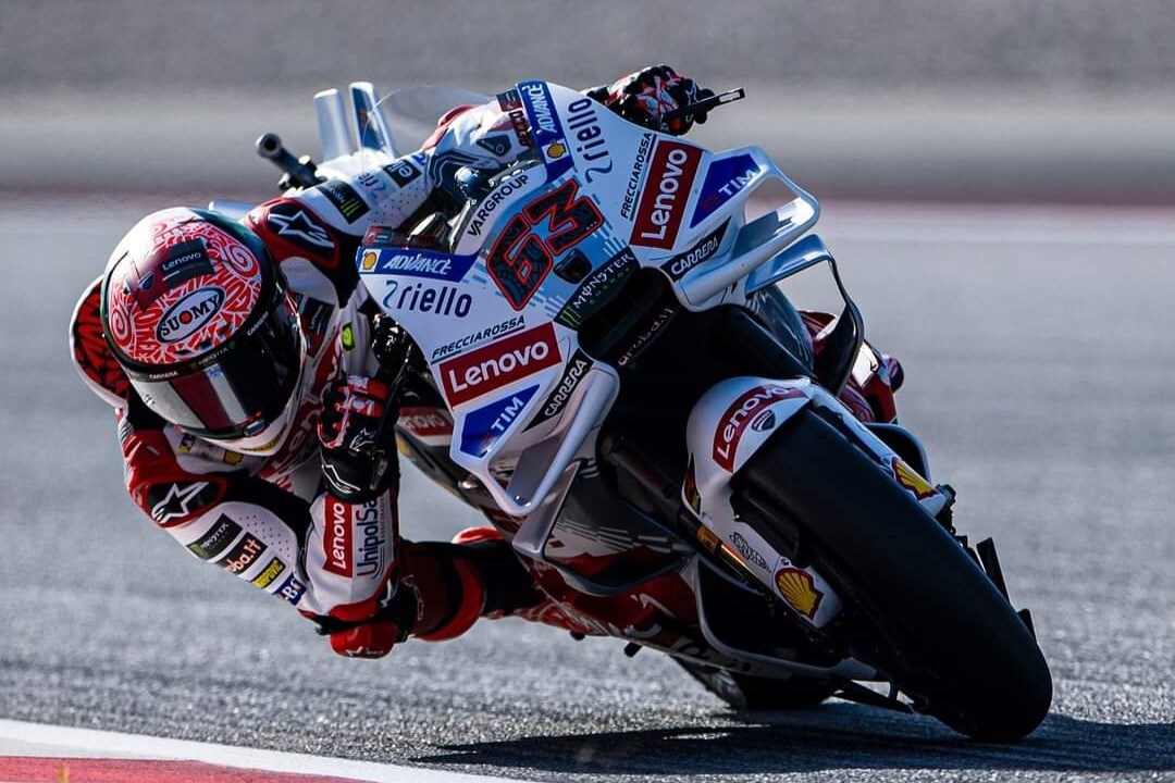 MotoGP test Barcellona: Alex Marquez mette tutti in riga